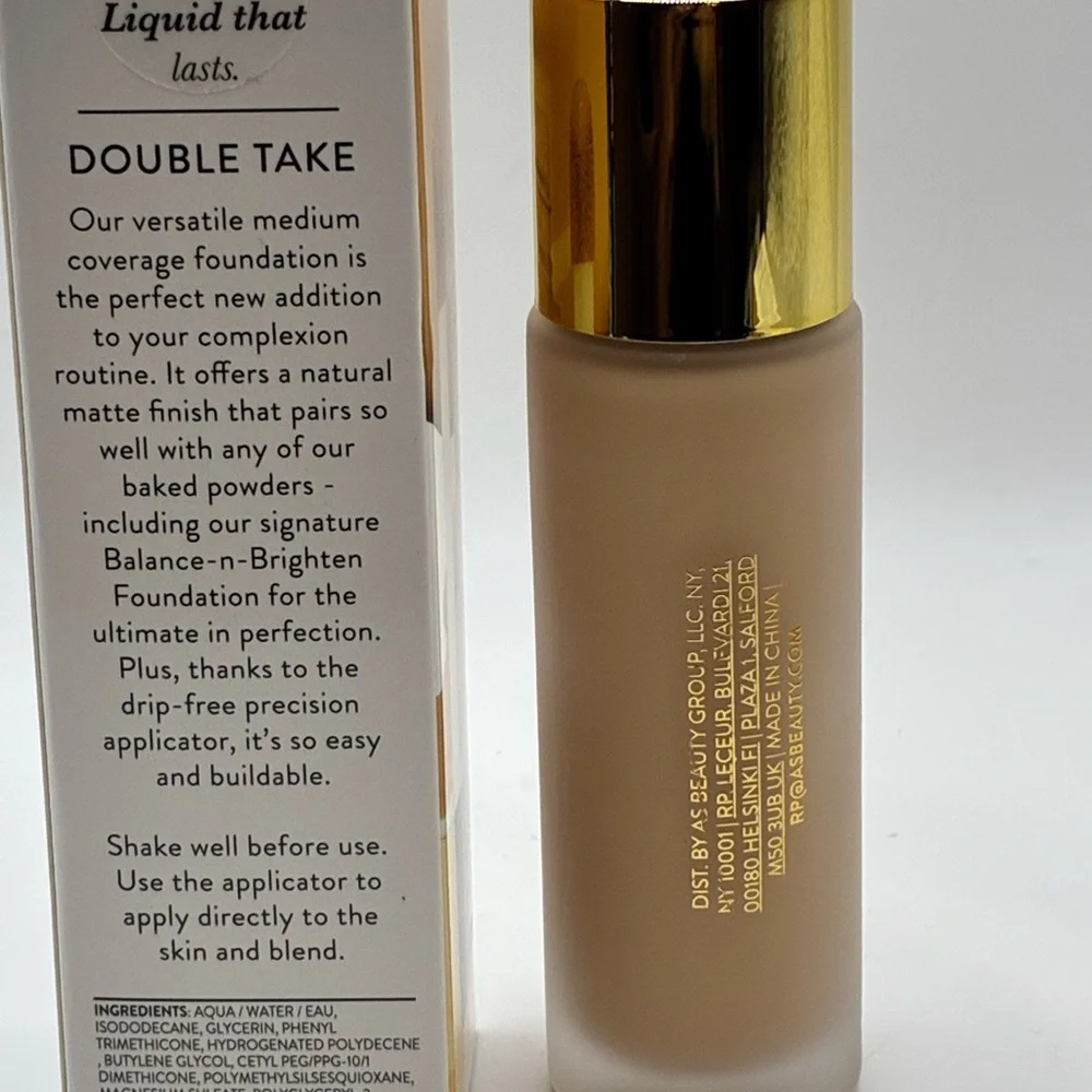 Laura Geller Double Take Liquid Foundation - medium